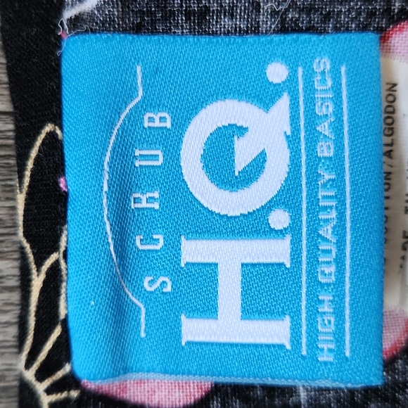 Floral scrub top, sz xs - Picture 2 of 8